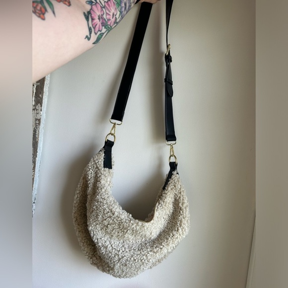 Jules Kae Zola Oatmeal Bag - Picture 4 of 9